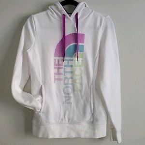 The North Face hoodie w/pockets